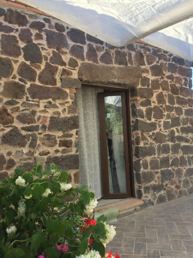 הוילה אורוסיי Sa Domo De Mannoi Su Catreathu מראה חיצוני תמונה